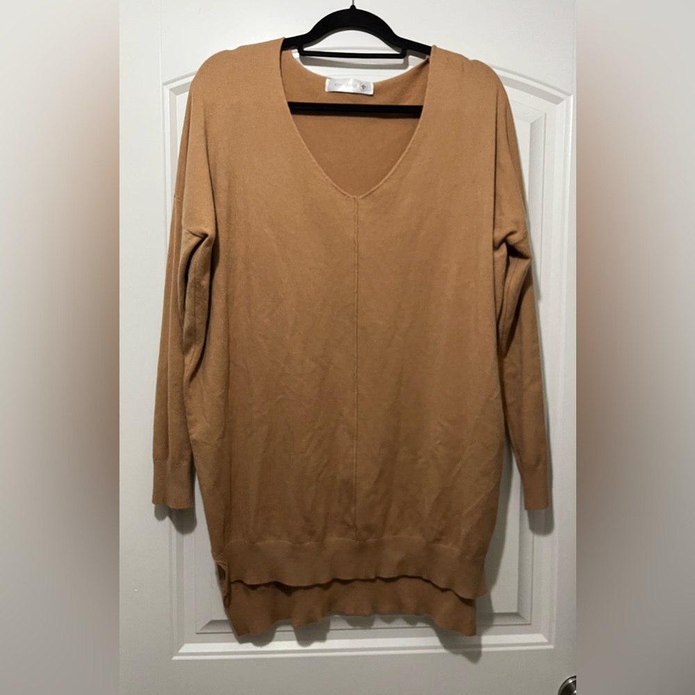 Kiki LaRue Women’s Butter Sweater, Beige, Size M/L